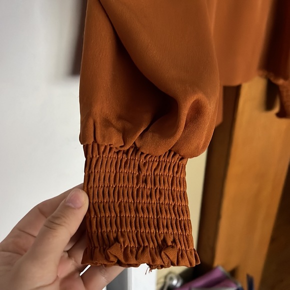 Rust orange blouse. - Picture 2 of 5